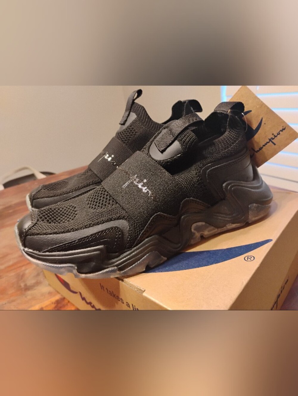 Champion Hyper C Speed Black Sneakers Women’s 7 NWT
